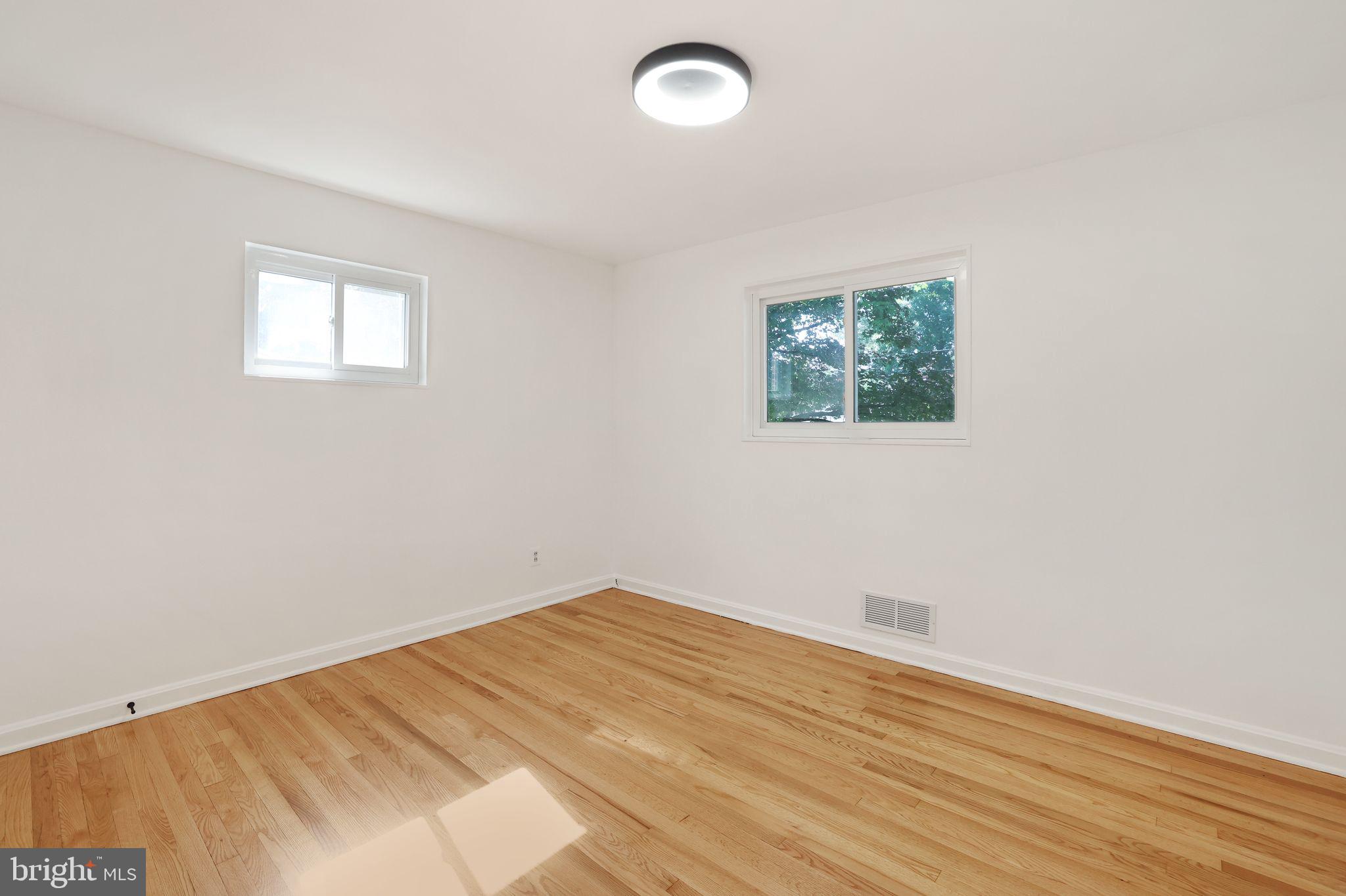 2423 HOMESTEAD DRIVE