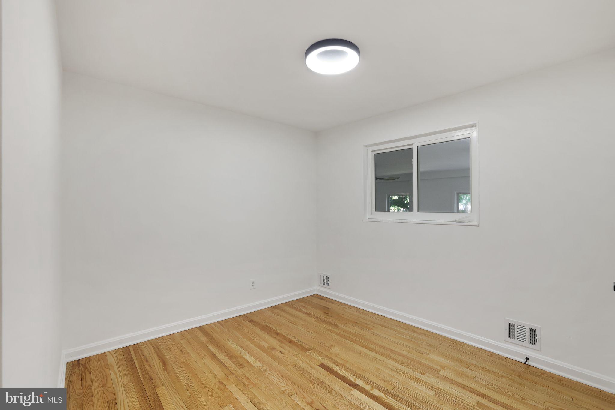 2423 HOMESTEAD DRIVE