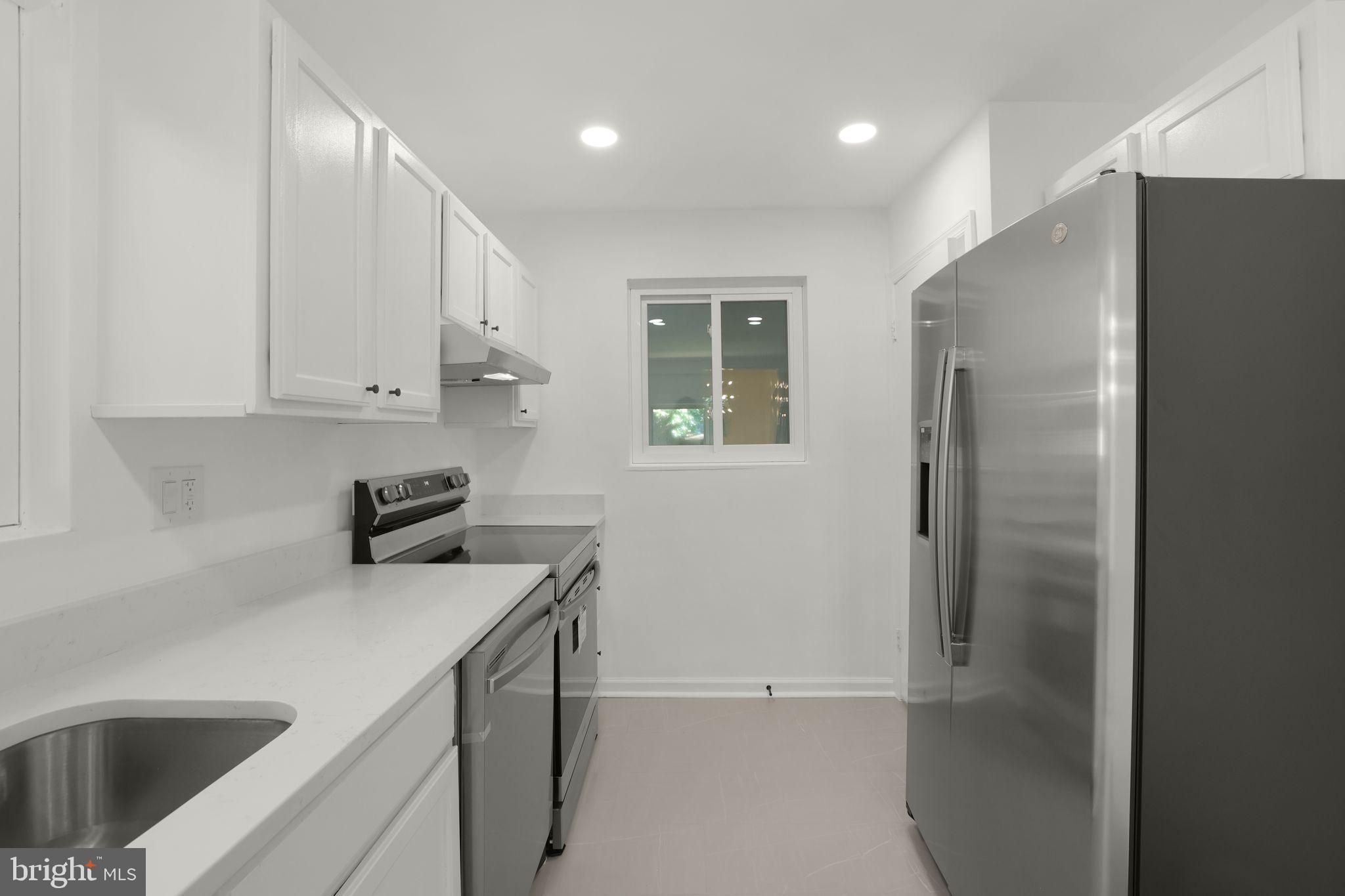 2423 HOMESTEAD DRIVE