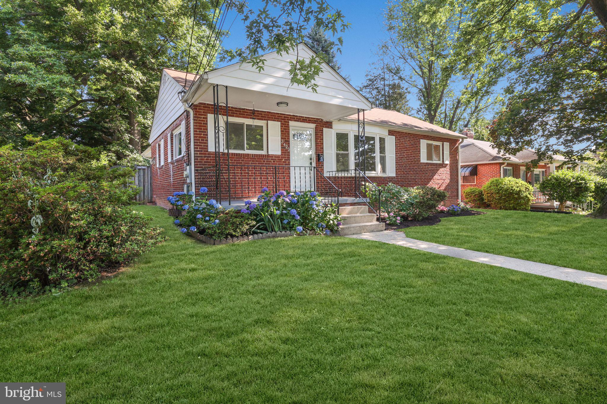 2423 HOMESTEAD DRIVE