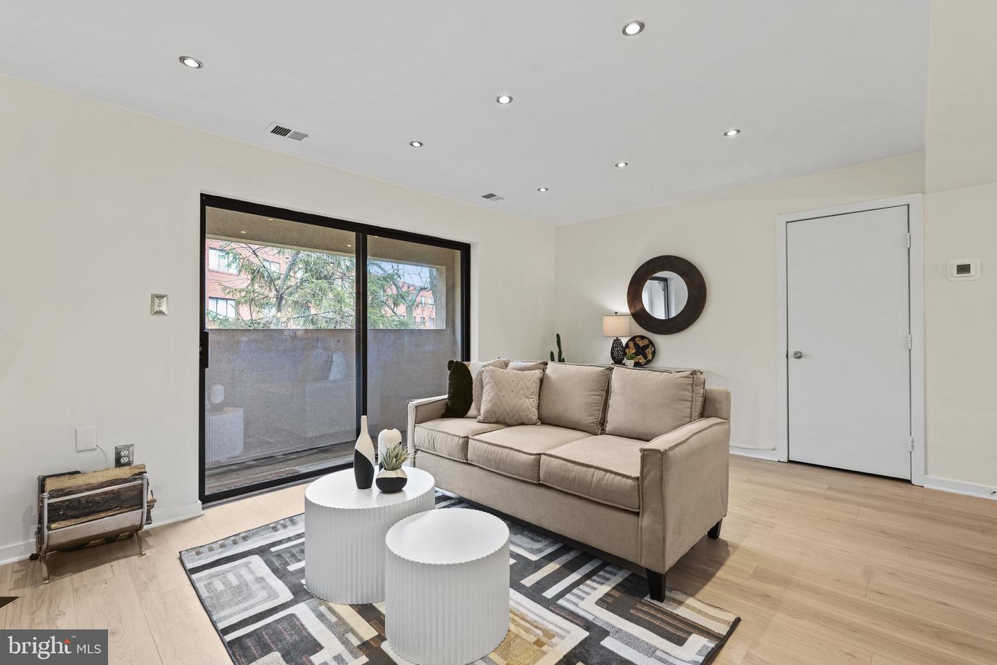 8929 Battery Pl #22