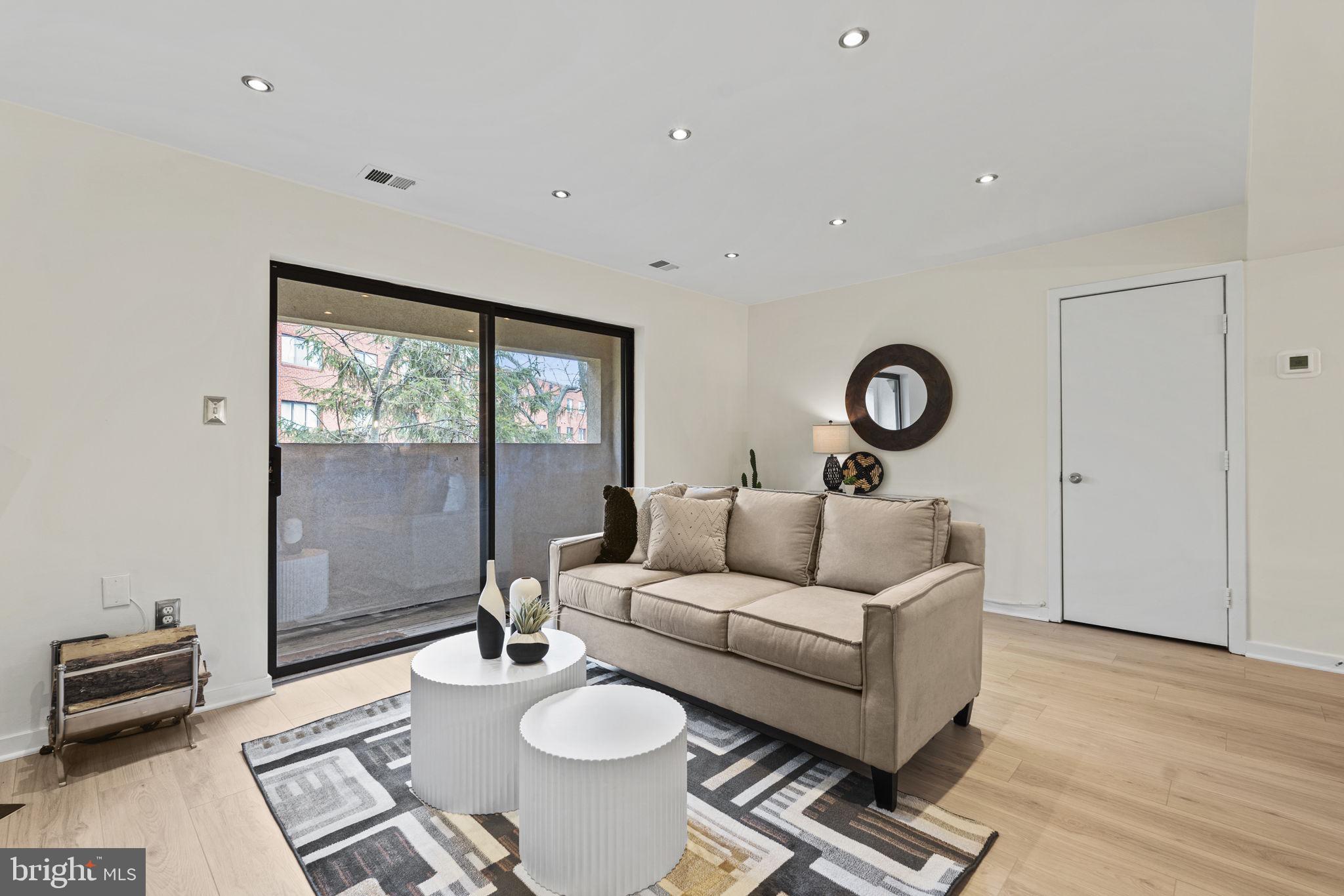 8929 Battery Pl #22