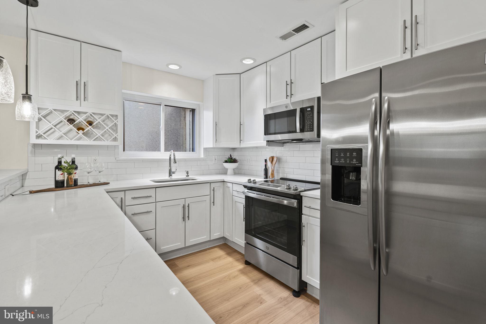 8929 Battery Pl #22