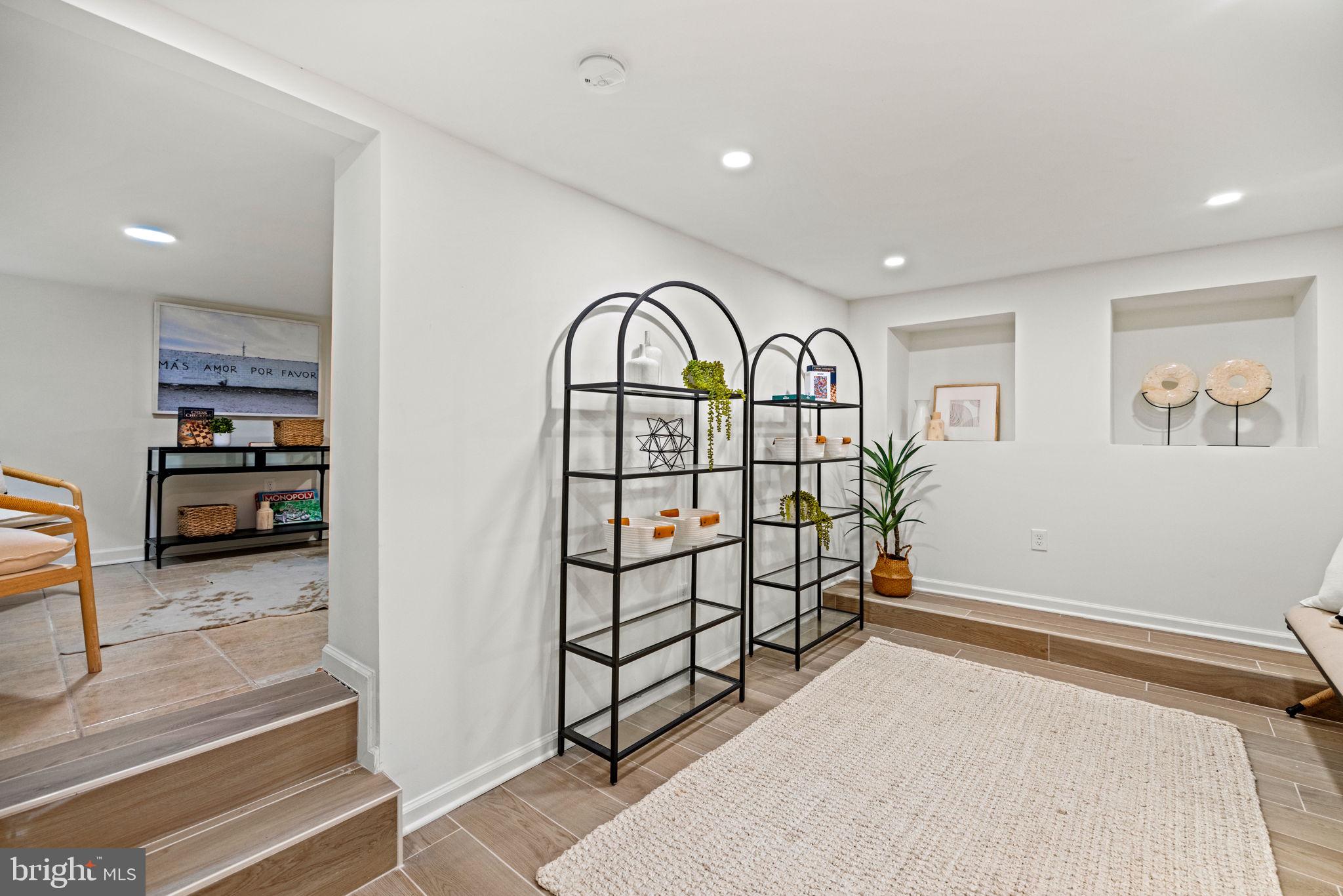 213 SPRING AVENUE