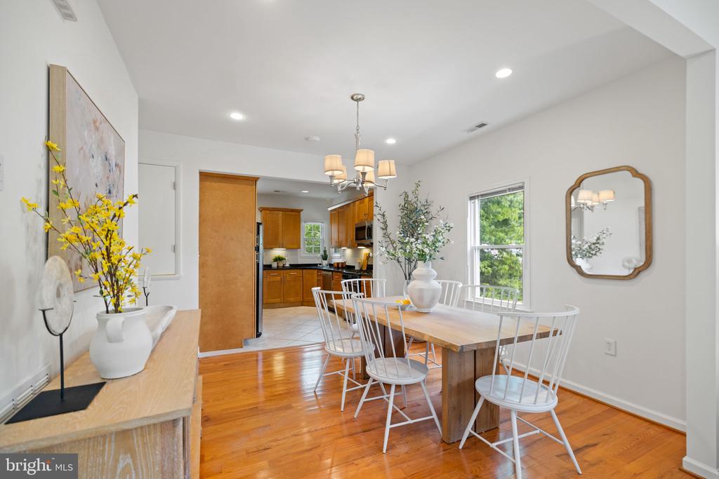 801 THAYER AVENUE