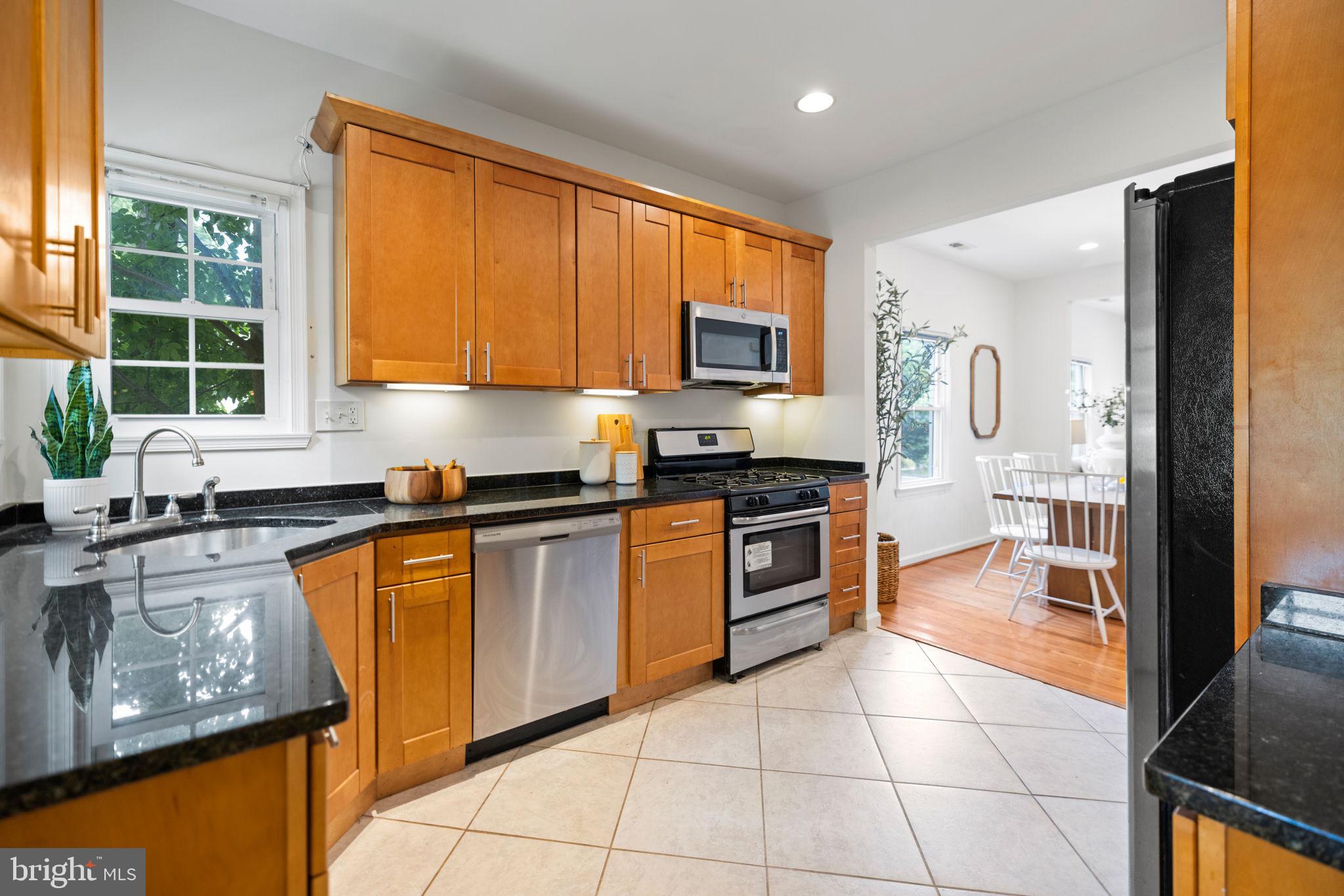 801 THAYER AVENUE