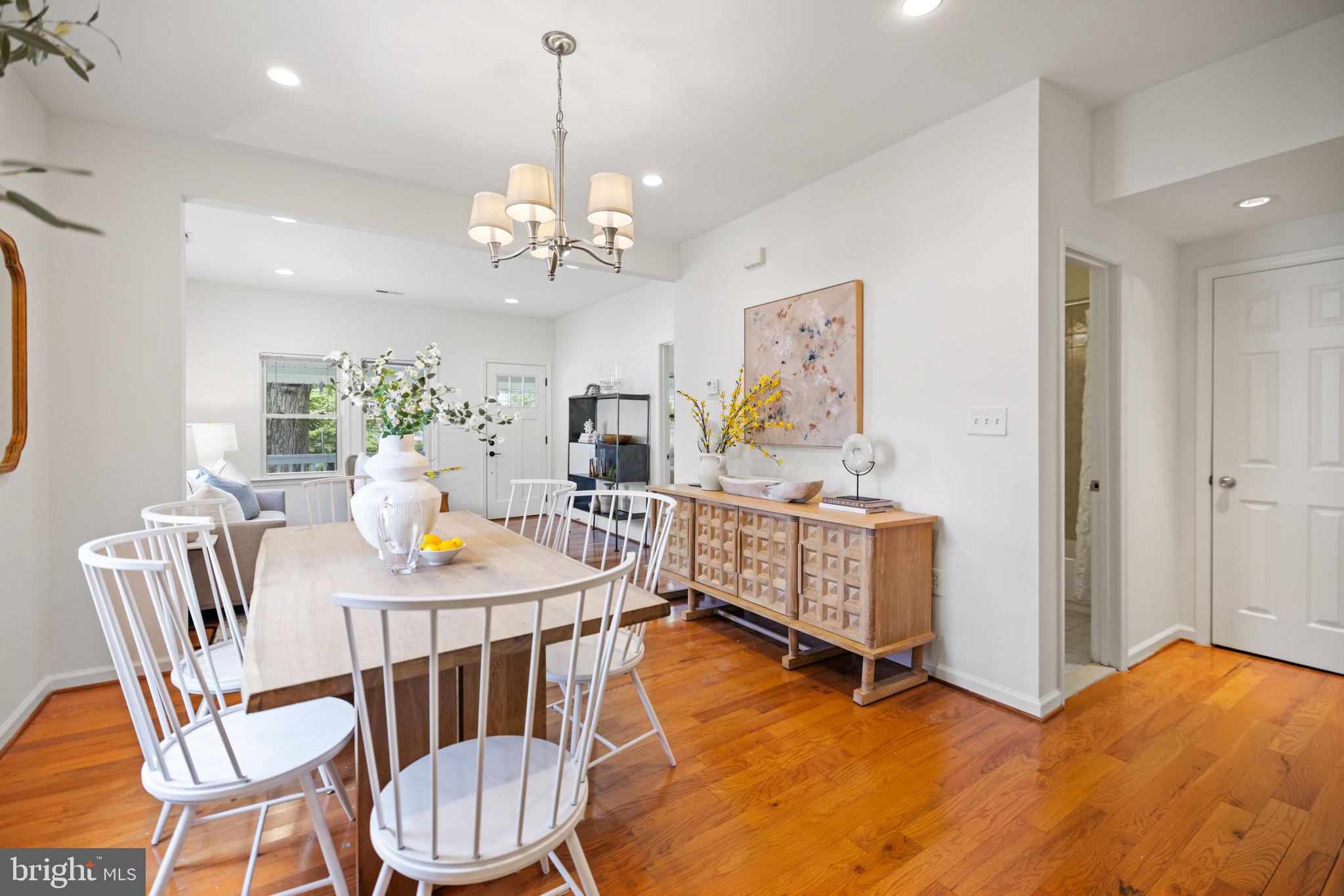 801 THAYER AVENUE