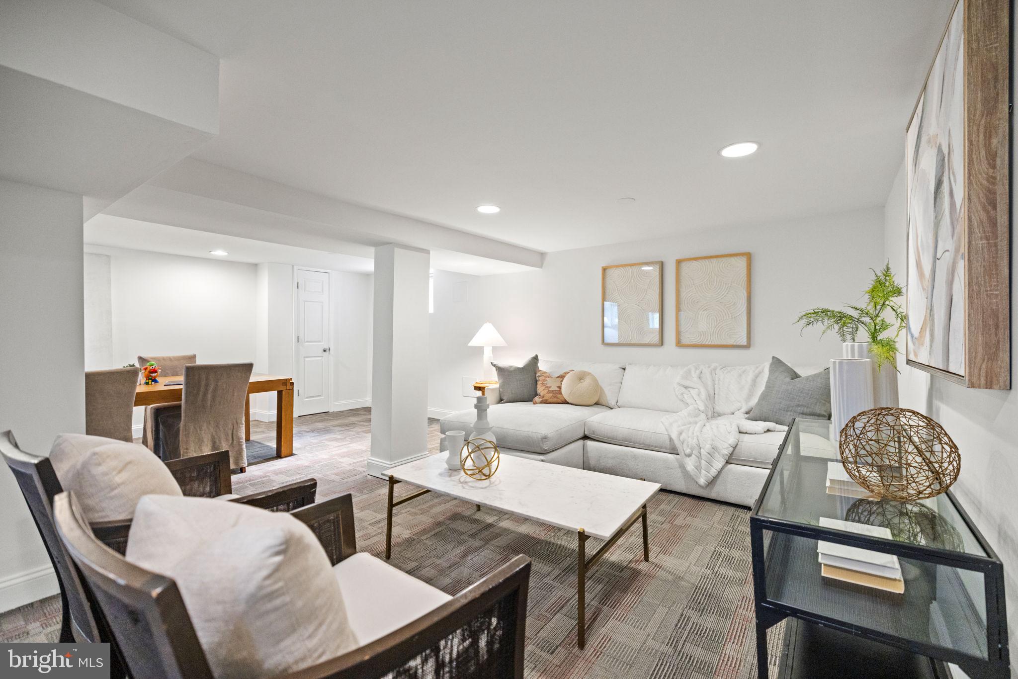 801 THAYER AVENUE