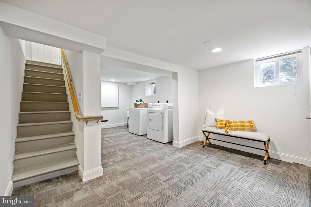 801 THAYER AVENUE