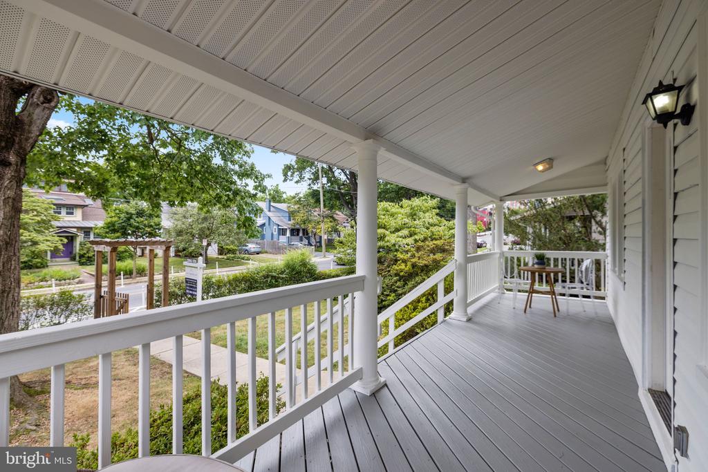 801 THAYER AVENUE