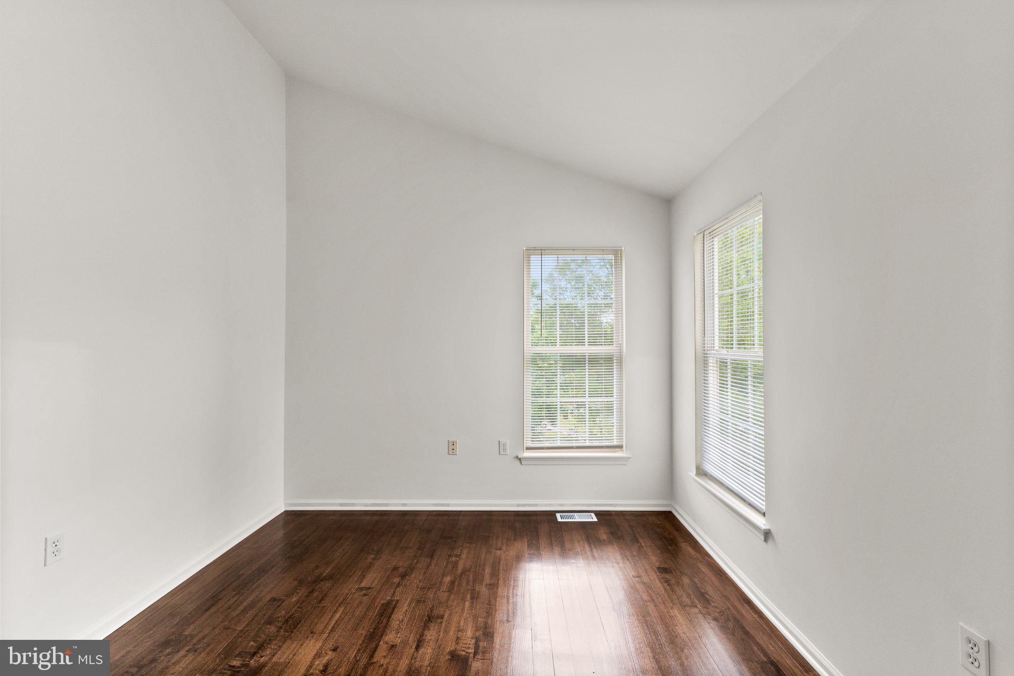 7714 BATTERY BEND WAY