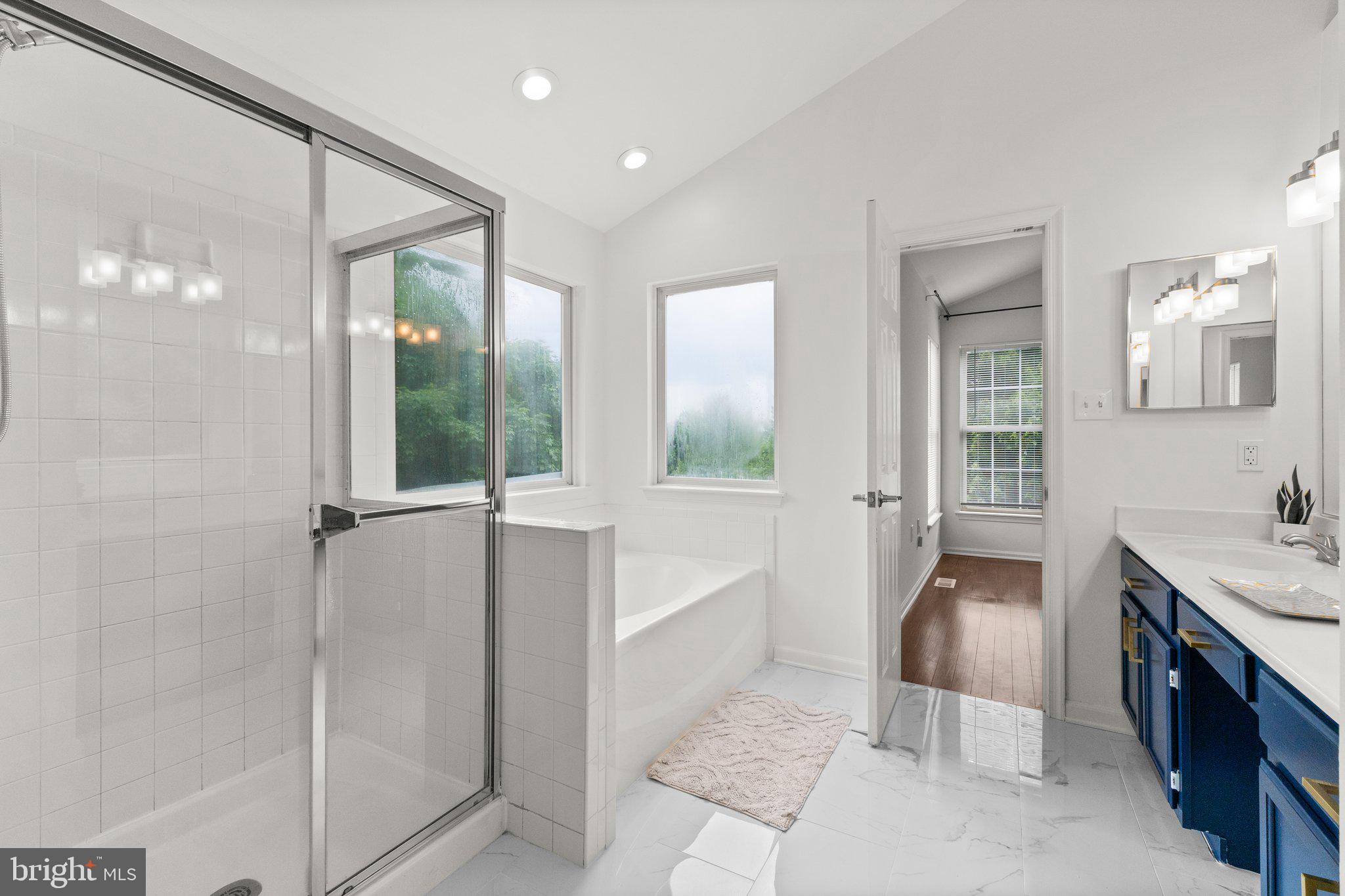 7714 BATTERY BEND WAY