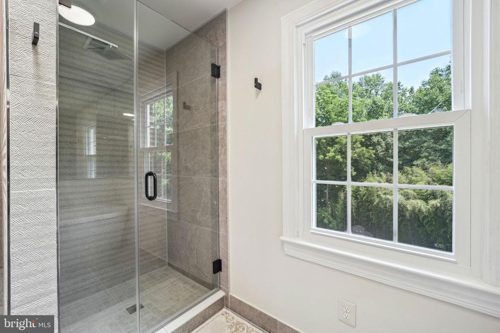 12401 RIVERS EDGE DRIVE