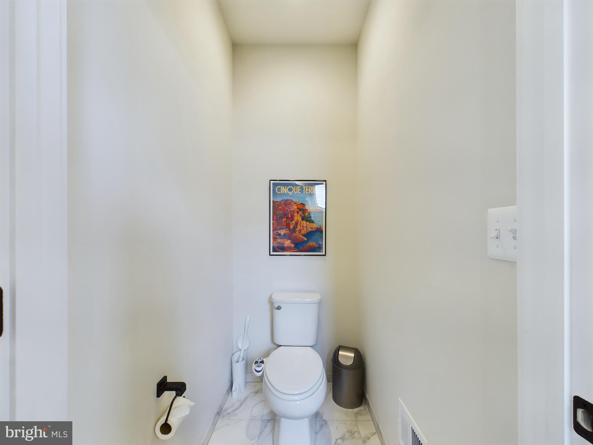 926 CROWN PARK AVENUE