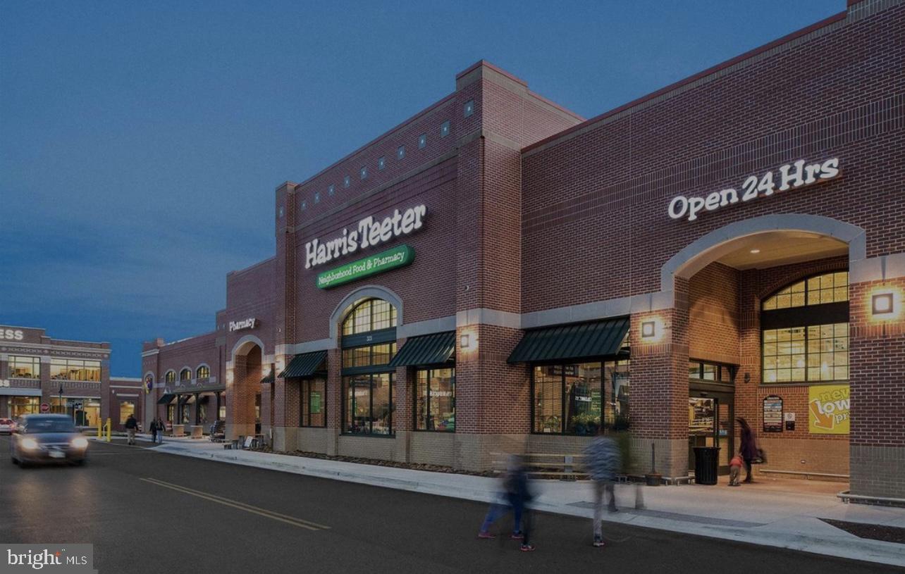 926 CROWN PARK AVENUE