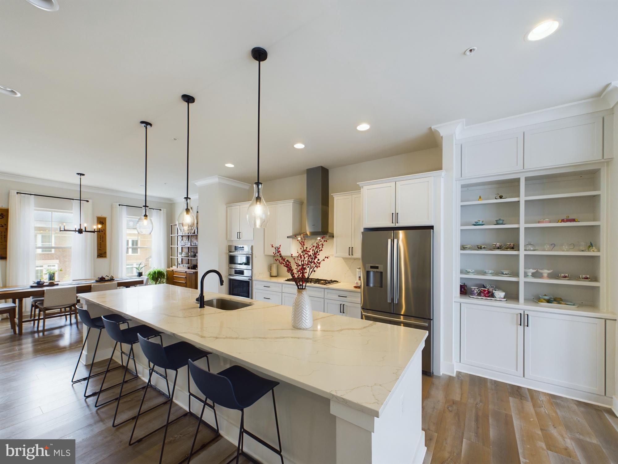 926 CROWN PARK AVENUE