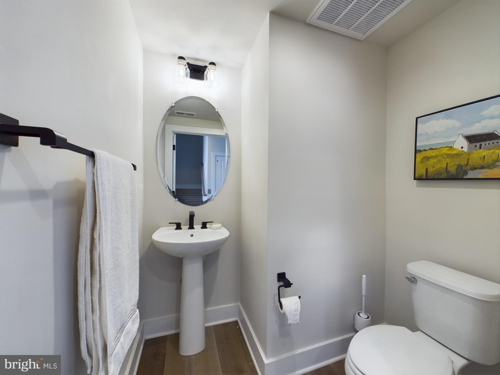 926 CROWN PARK AVENUE