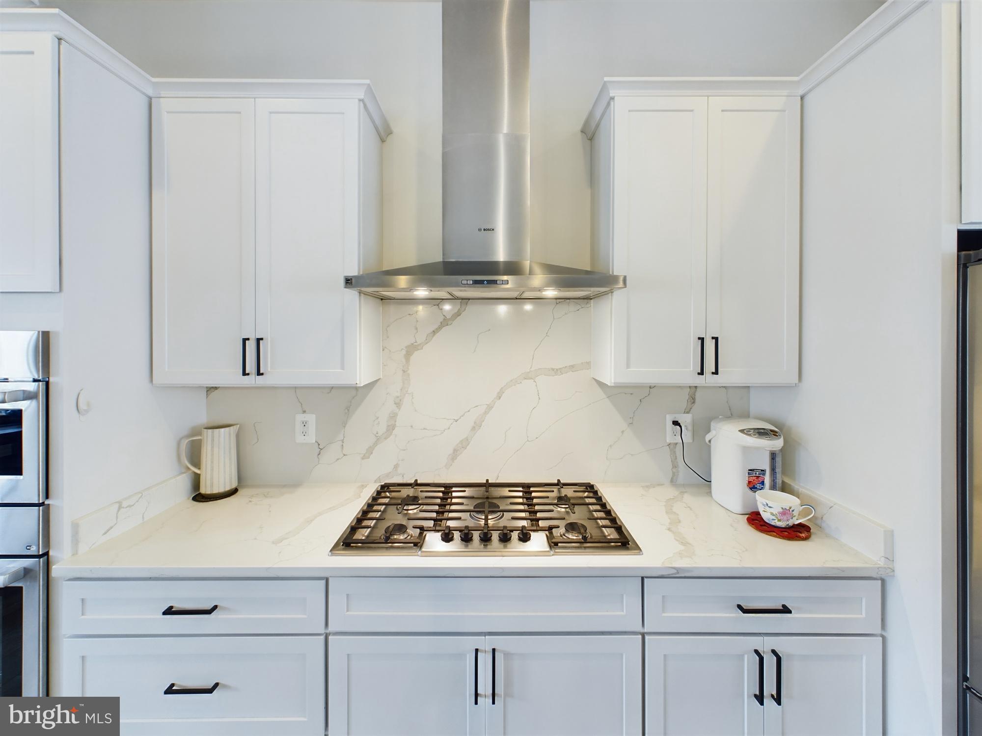 926 CROWN PARK AVENUE