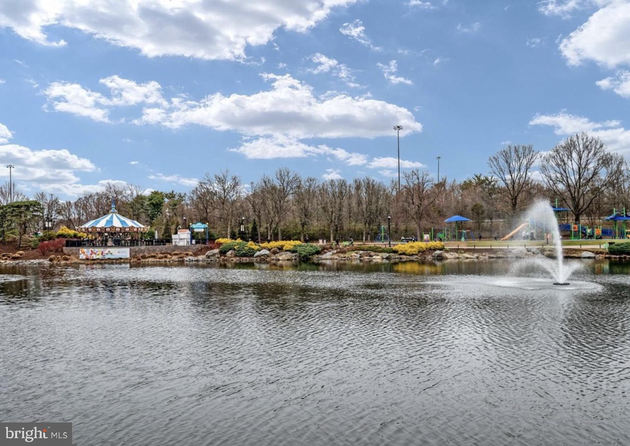 926 CROWN PARK AVENUE