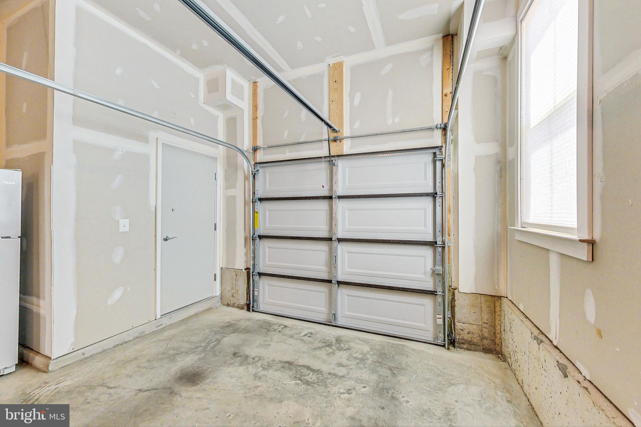 1201 ROCKWELL AVENUE