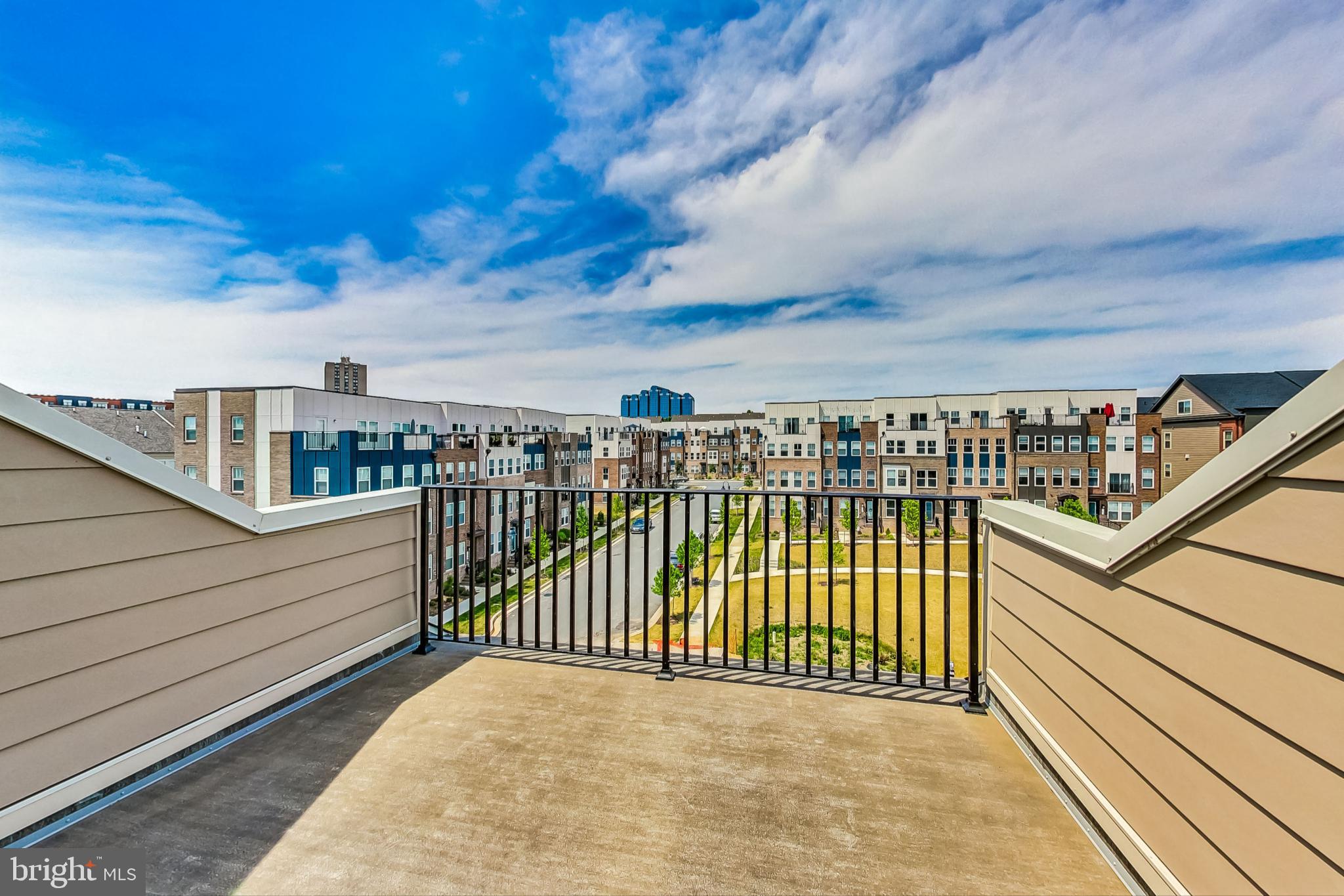 1201 ROCKWELL AVENUE