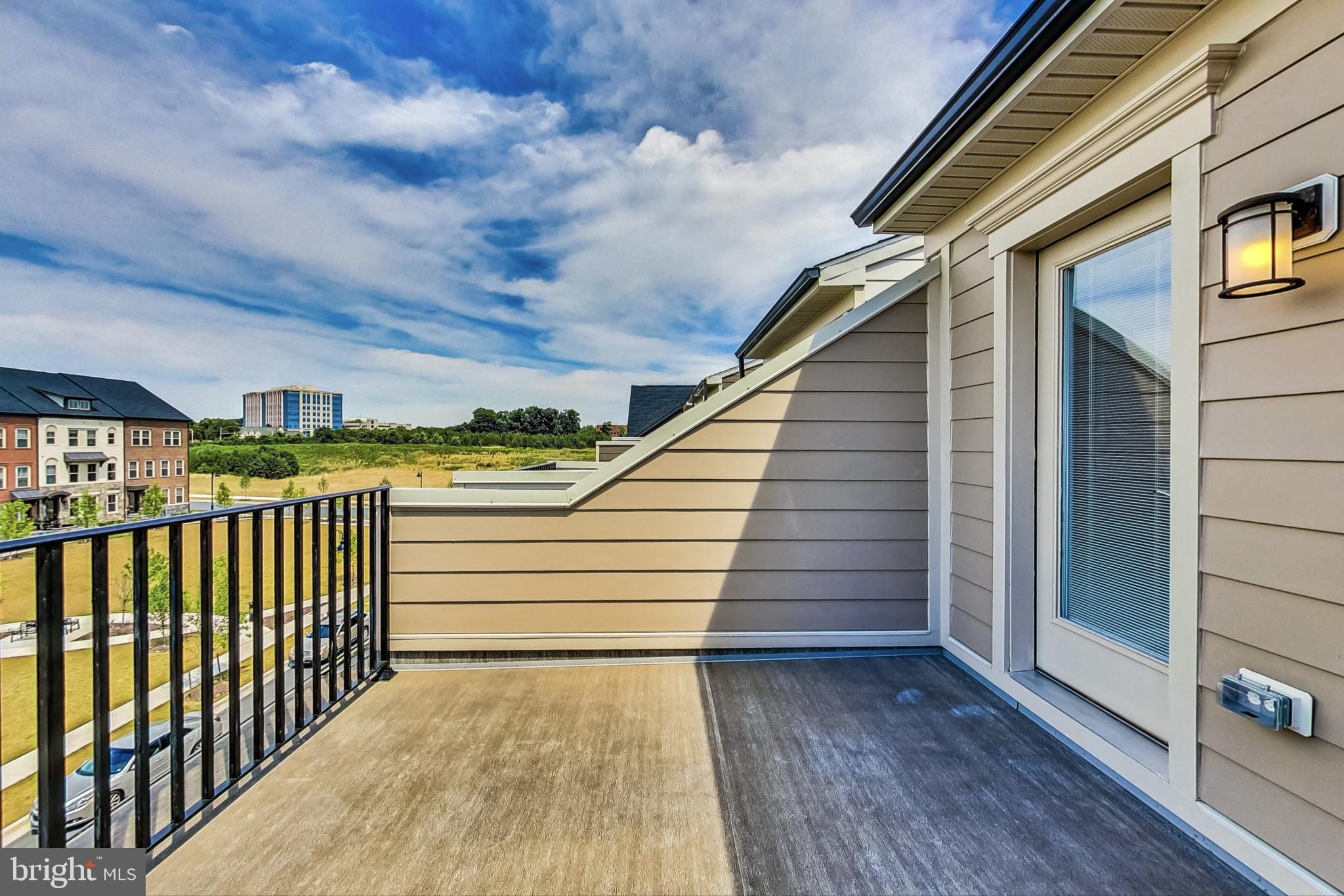 1201 ROCKWELL AVENUE