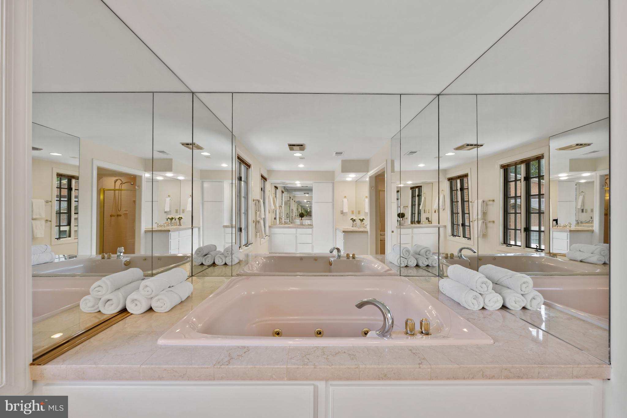 10024 Chartwell Manor Ct