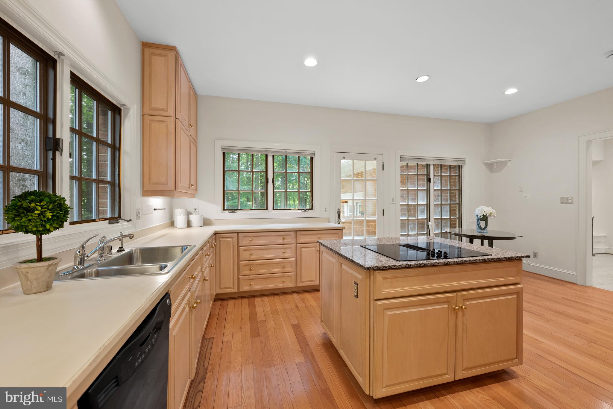 10024 Chartwell Manor Ct