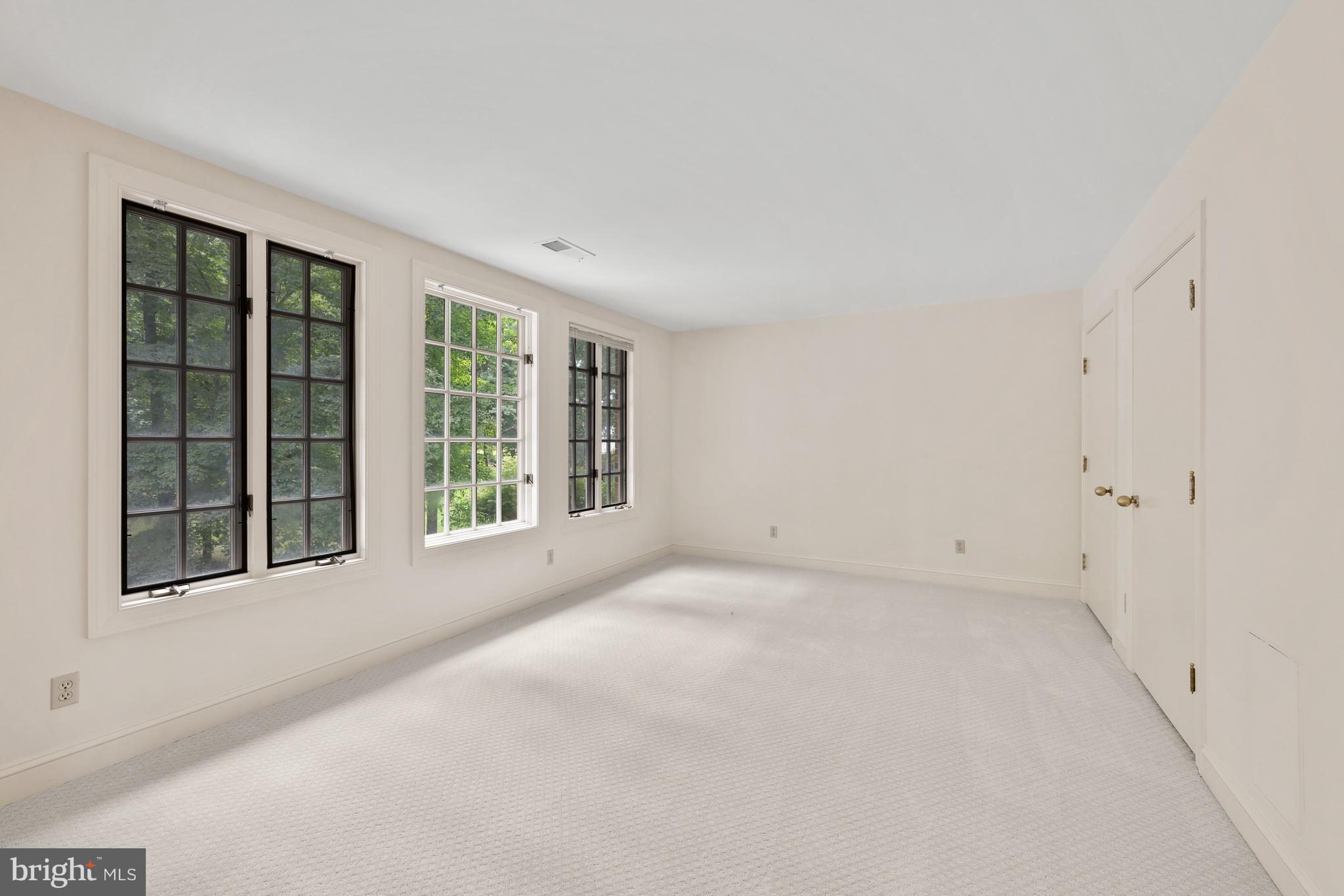 10024 Chartwell Manor Ct