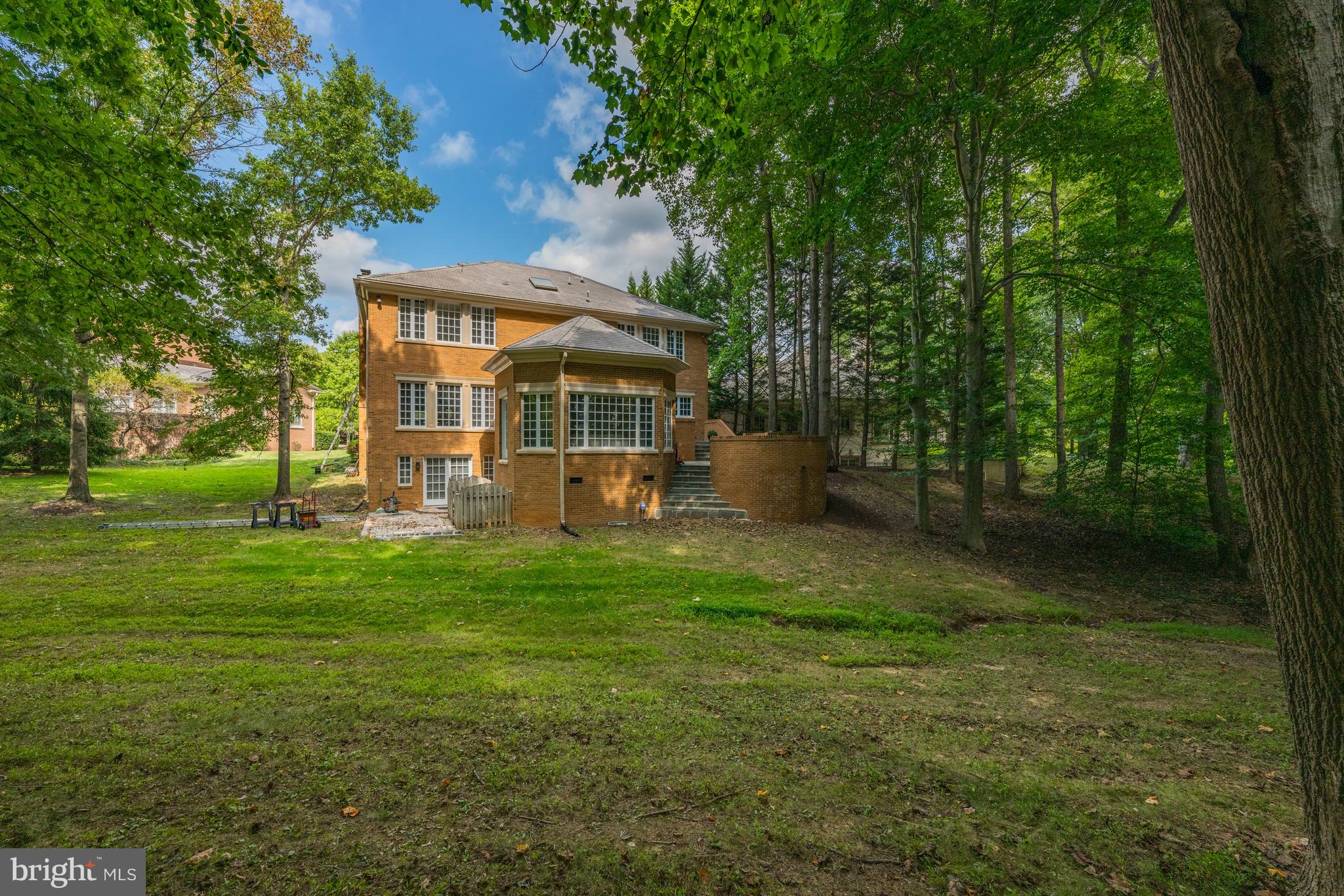 10024 Chartwell Manor Ct
