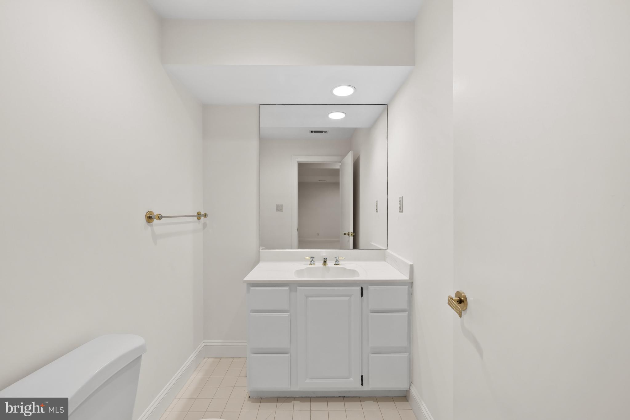 10024 Chartwell Manor Ct