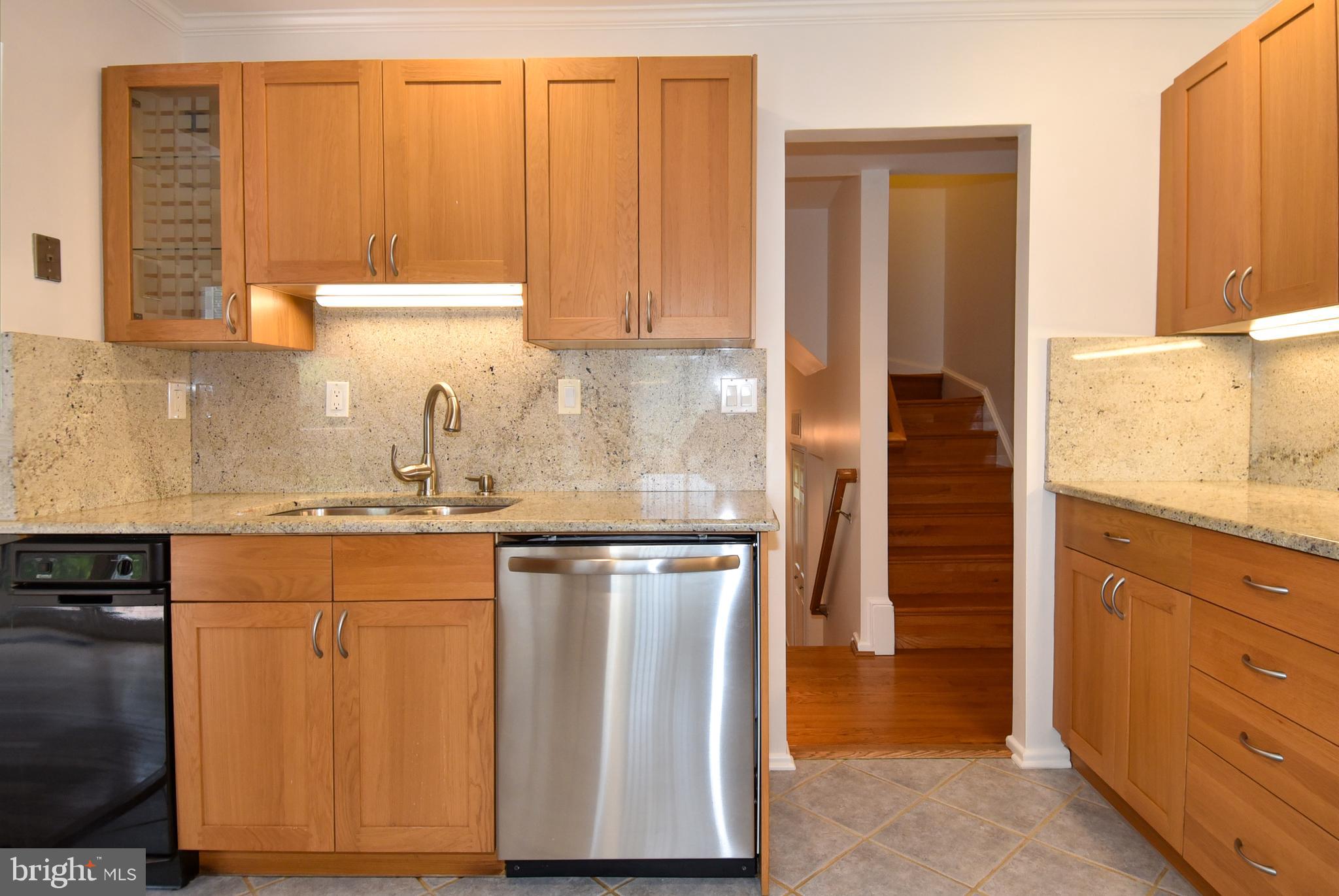 630 NORTHCLIFFE DRIVE