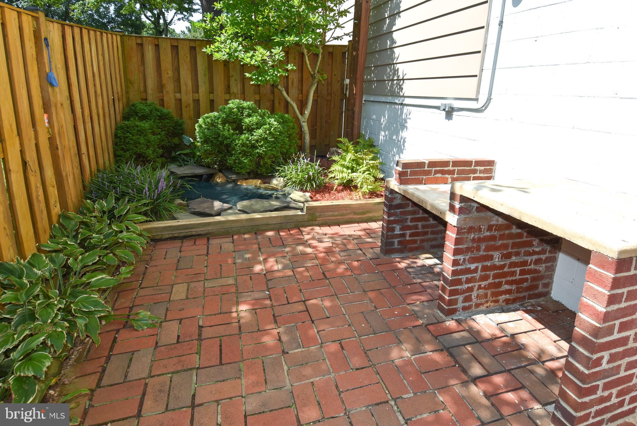 630 NORTHCLIFFE DRIVE