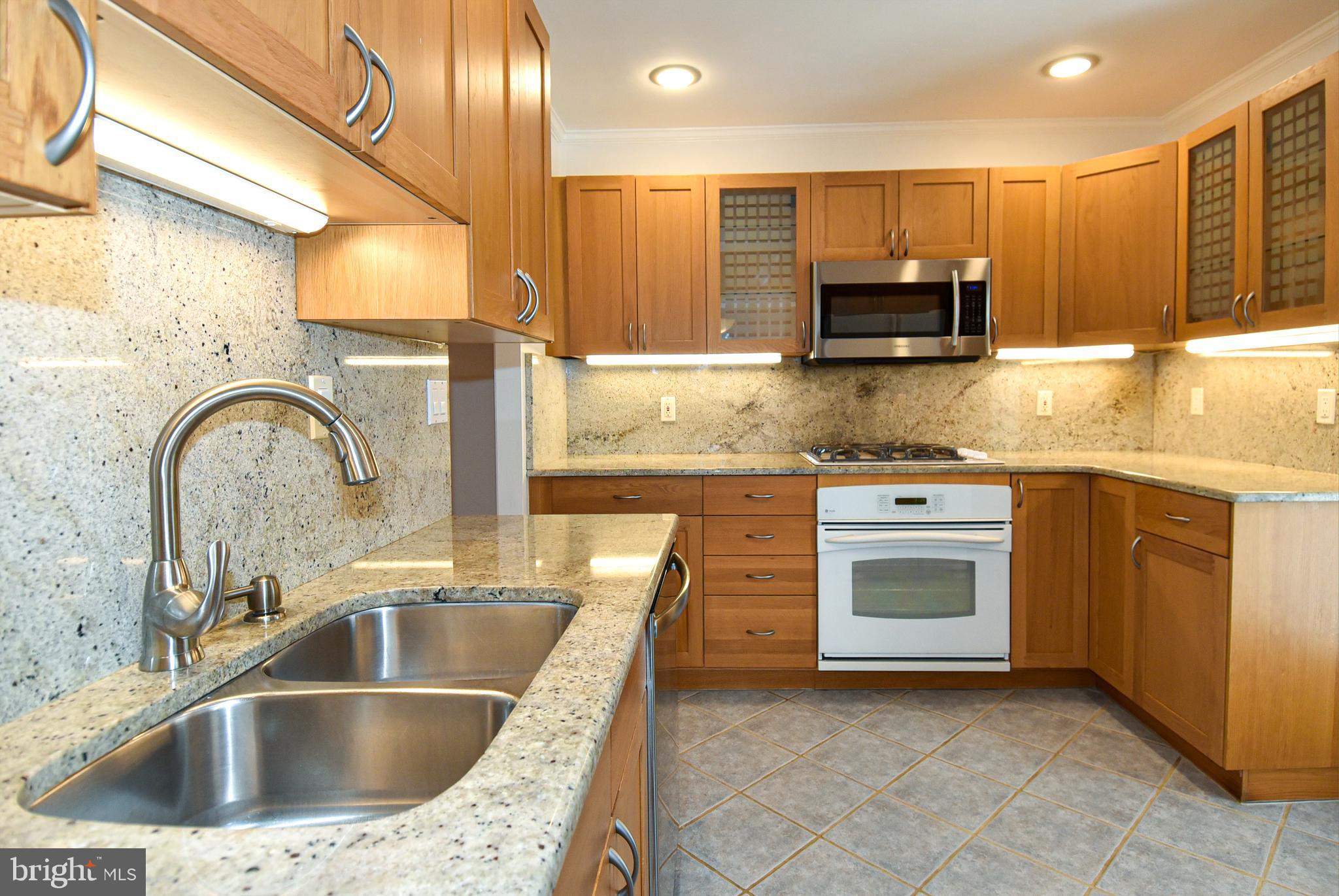 630 NORTHCLIFFE DRIVE