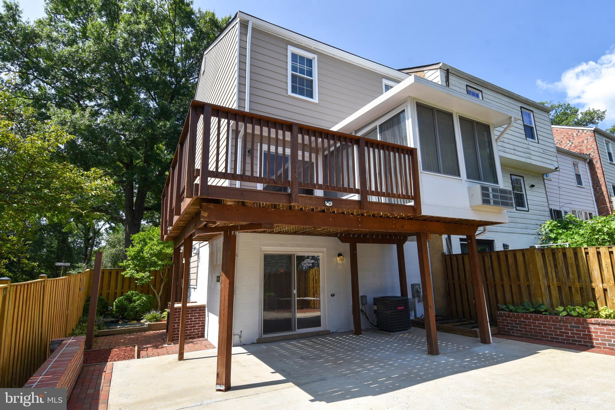 630 NORTHCLIFFE DRIVE