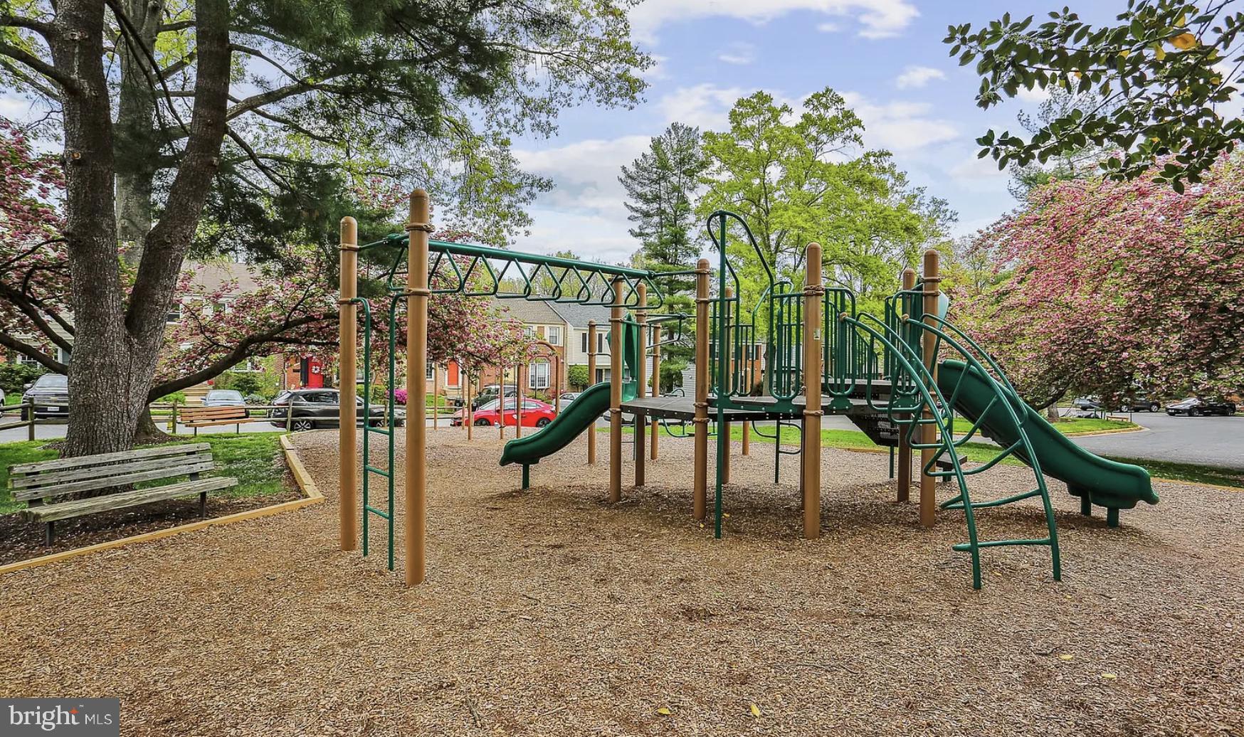 630 NORTHCLIFFE DRIVE