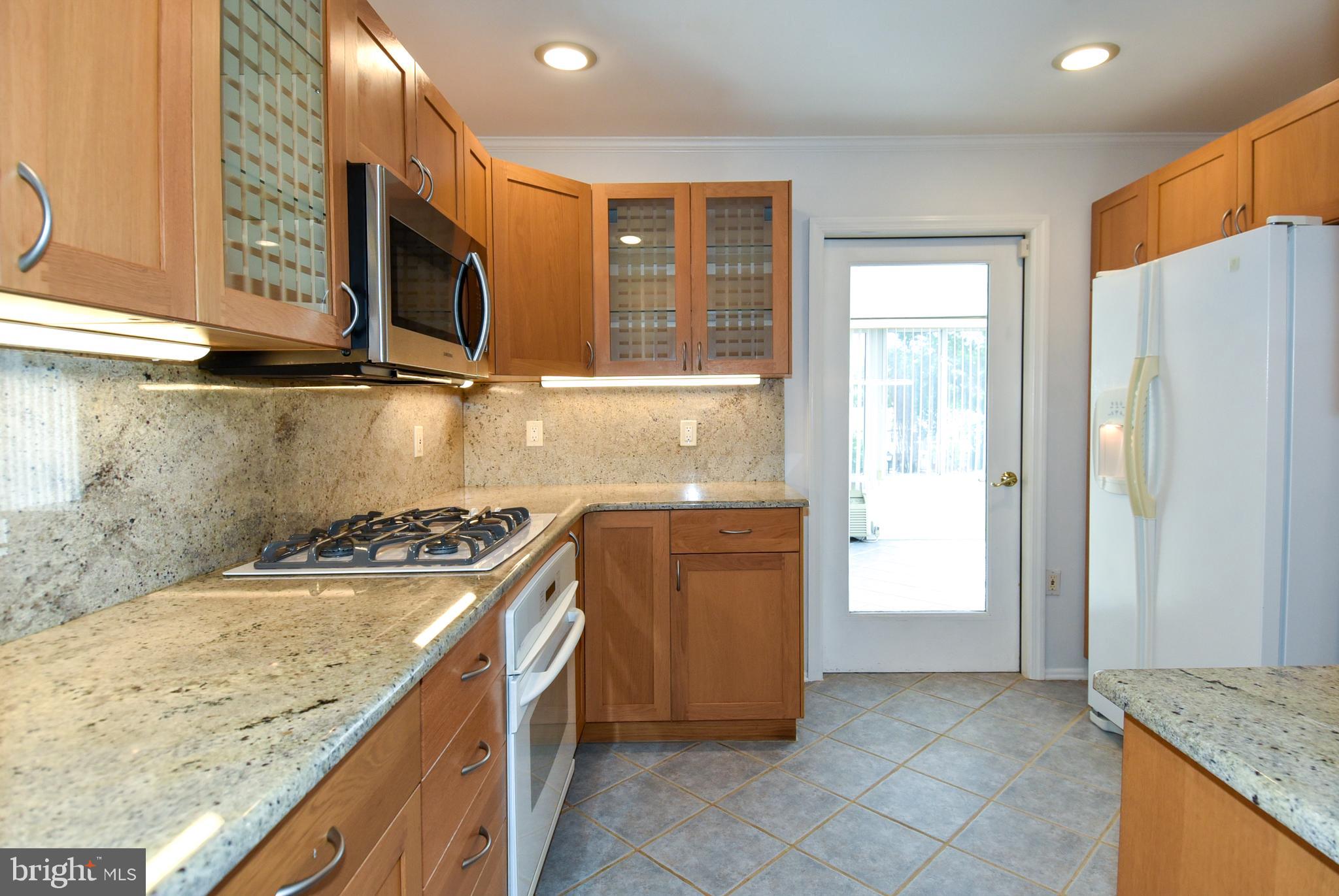 630 NORTHCLIFFE DRIVE