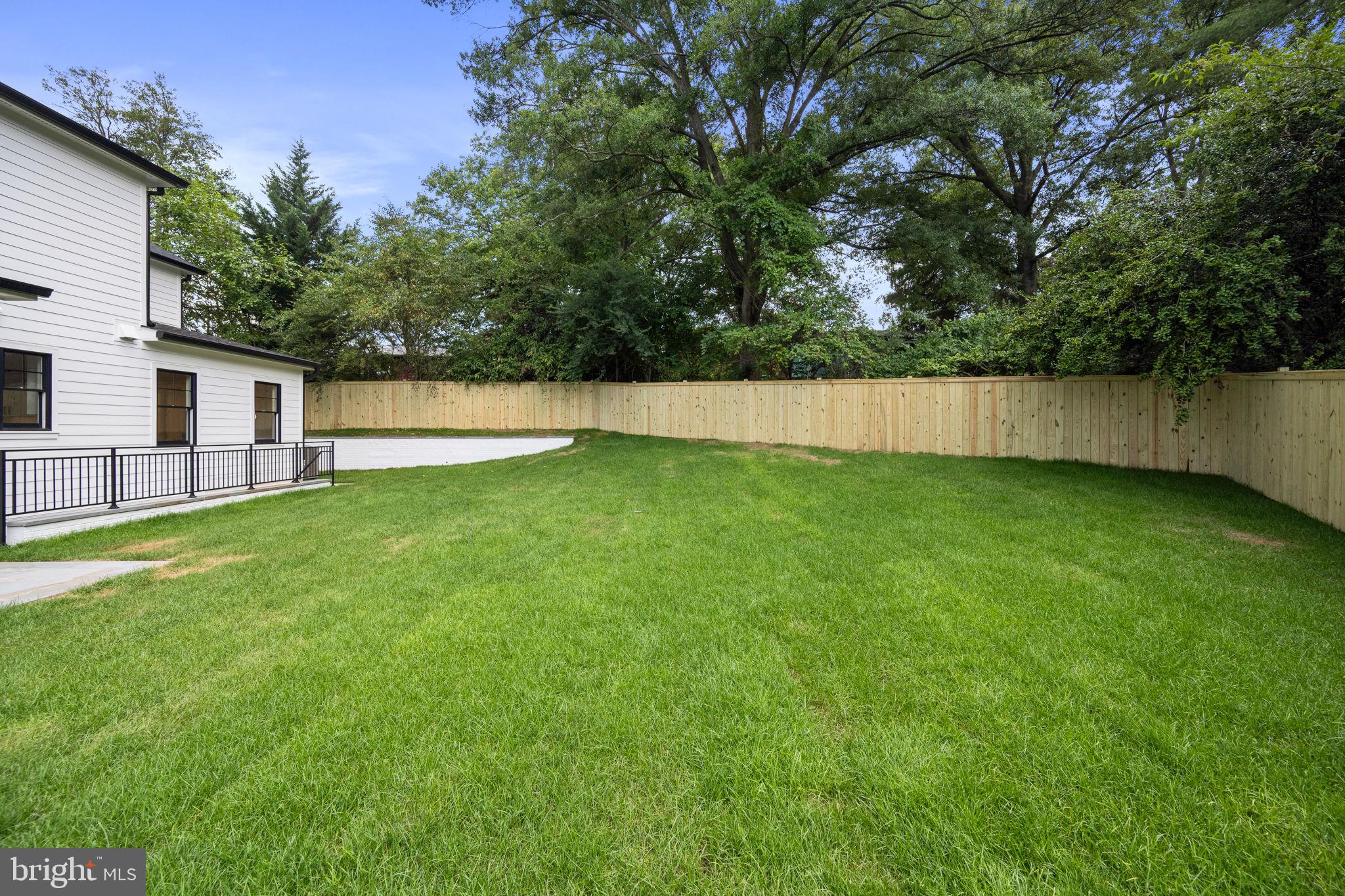 8704 SUSANNA LANE