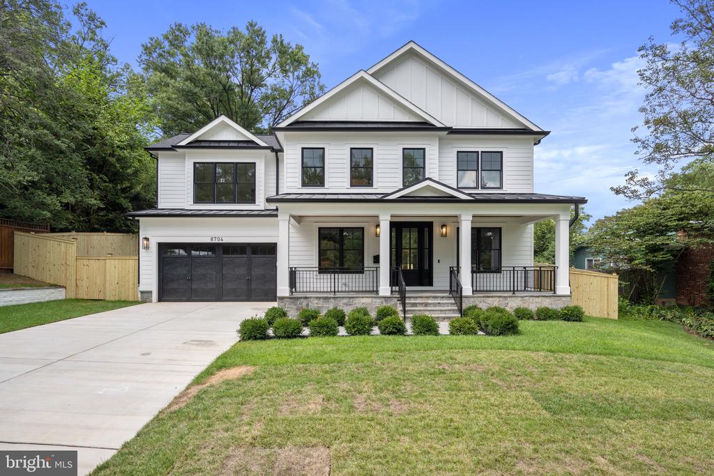 8704 SUSANNA LANE