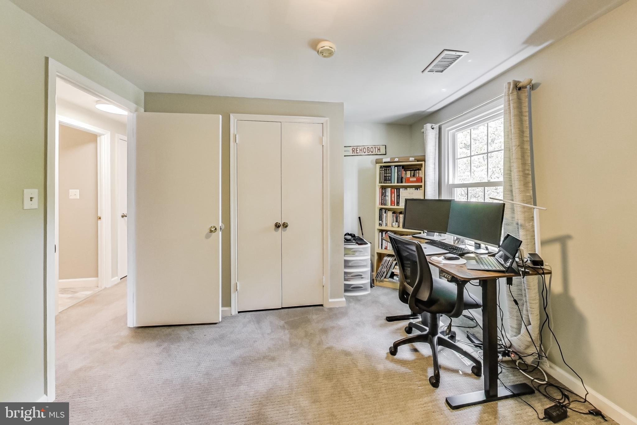 1907 S FALLSMEAD WAY