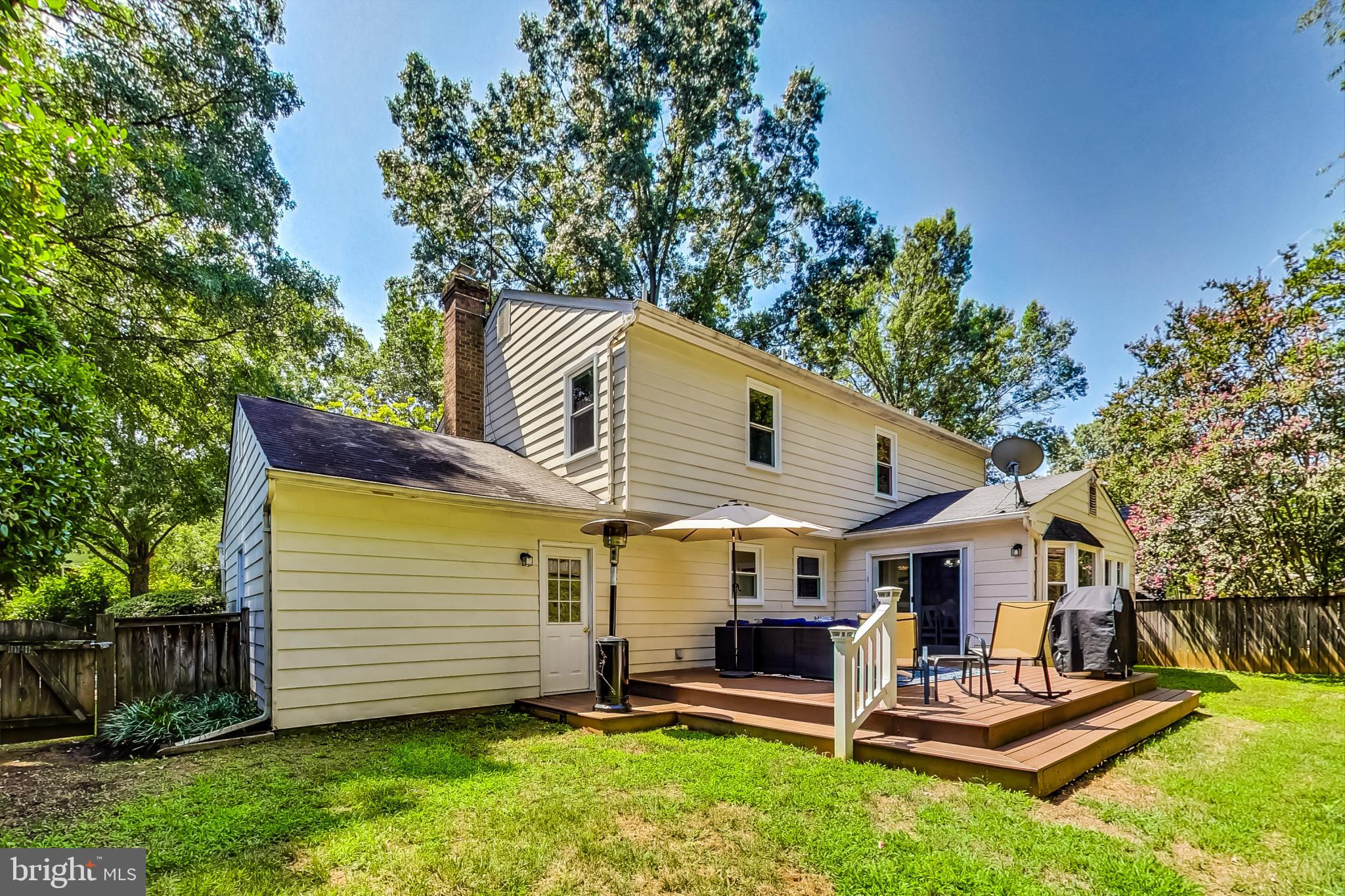 1907 S FALLSMEAD WAY