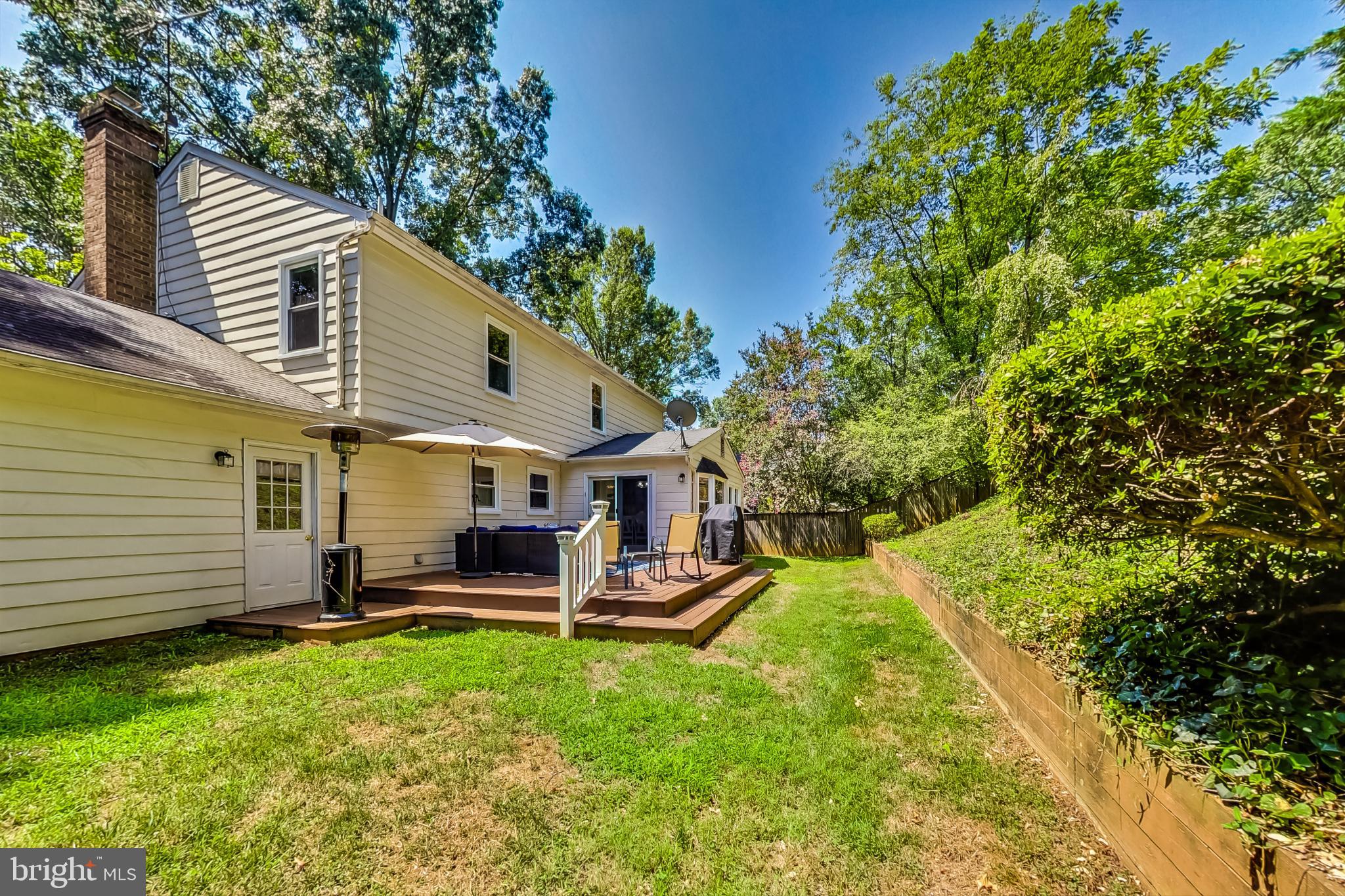 1907 S FALLSMEAD WAY