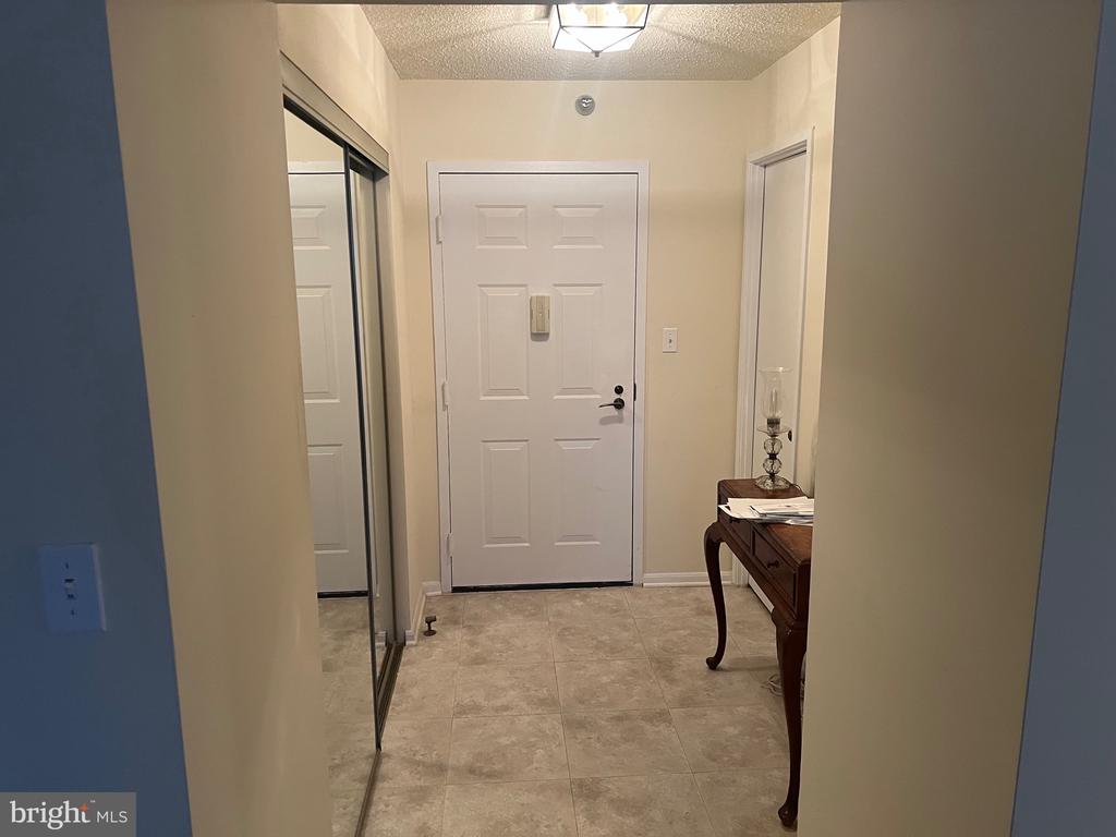 15100 INTERLACHEN DRIVE 4-211