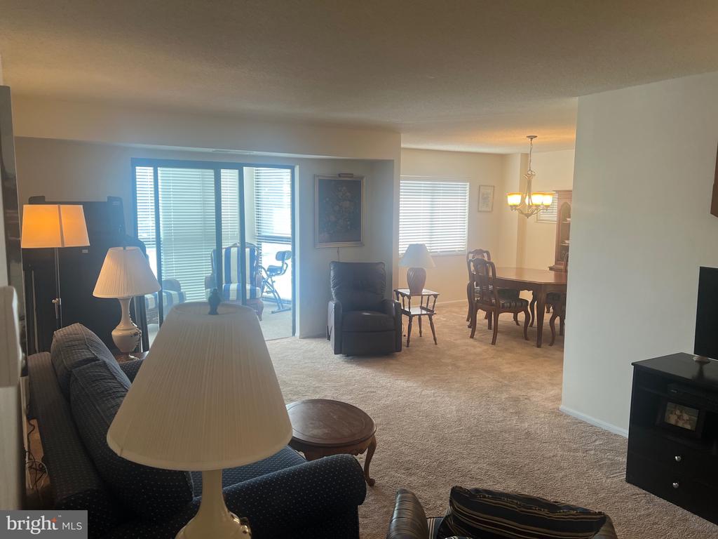 15100 INTERLACHEN DRIVE 4-211