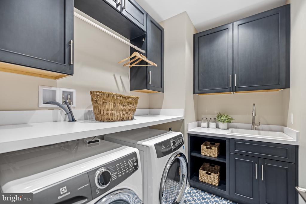 3731 CHEVY CHASE LAKE DRIVE