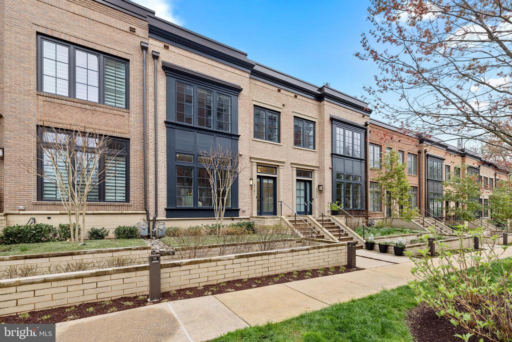 3731 CHEVY CHASE LAKE DRIVE