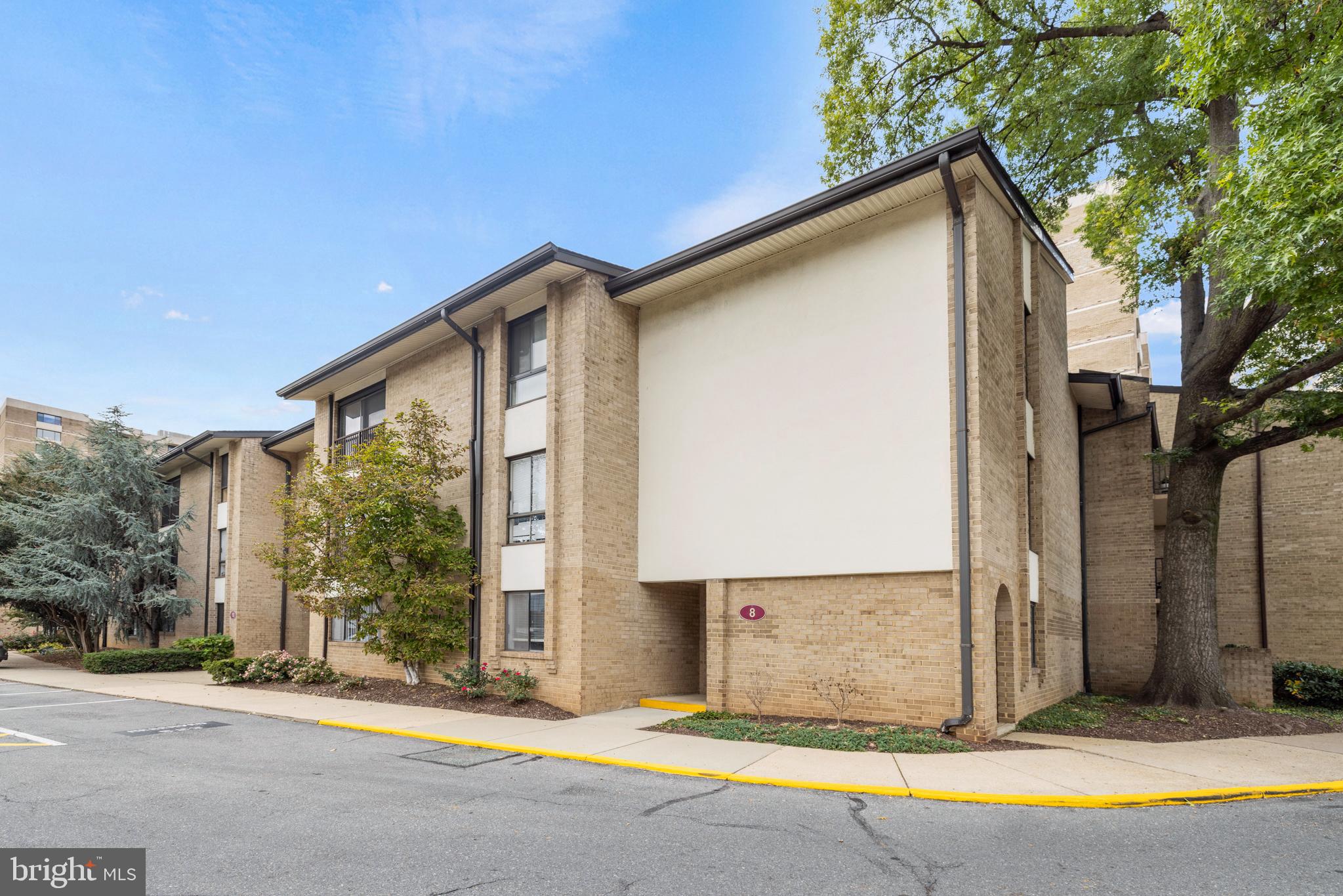 8 MONROE STREET 301