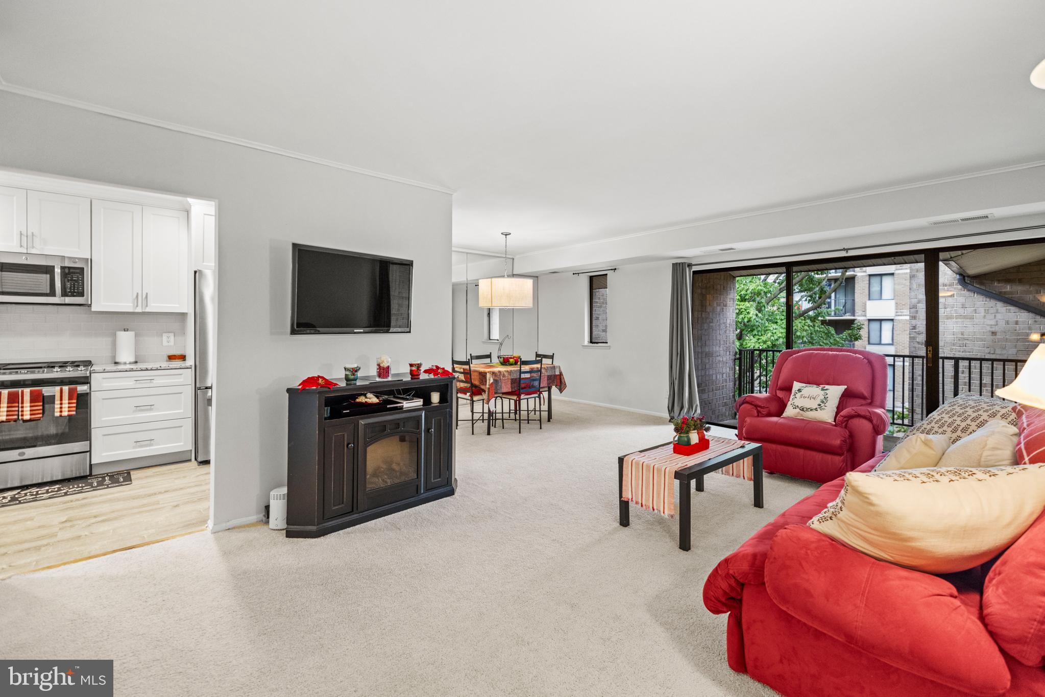 8 MONROE STREET 301
