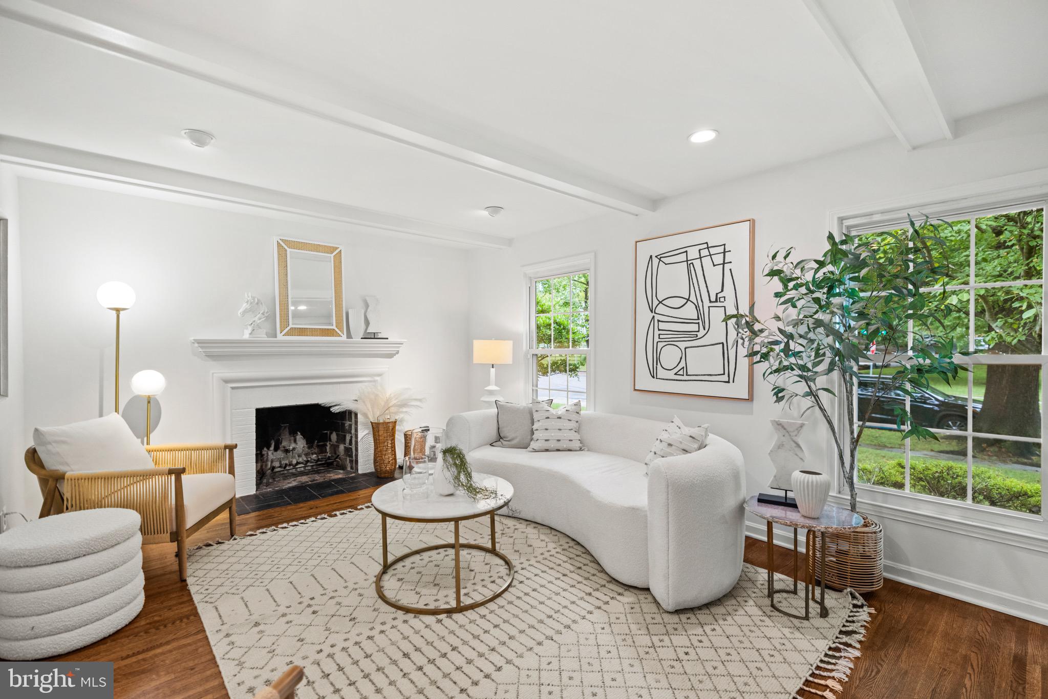 5312 ALTA VISTA ROAD