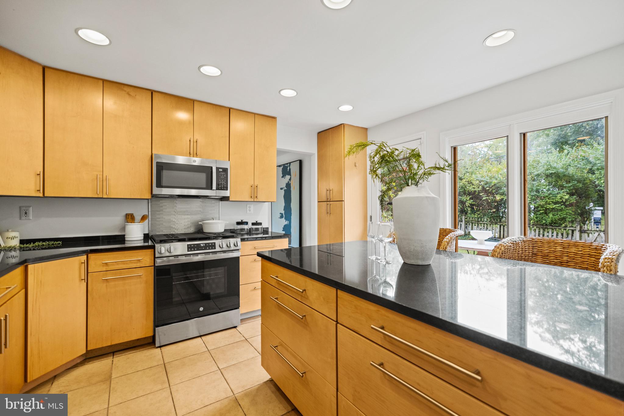 5312 ALTA VISTA ROAD